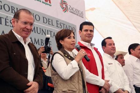 TOMAN PROTESTA MAR Y ROSARIO ROBLES A COMITÉS COMUNITARIOS DE LA CRUZADA NACIONAL CONTRA EL HAMBRE