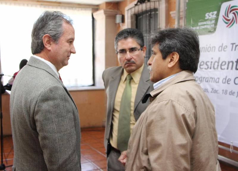 SUPERVISA PRESIDENTA DEL SEDIF AVANCE DEL TANQUE TERAPÉUTICO DE GUADALUPE