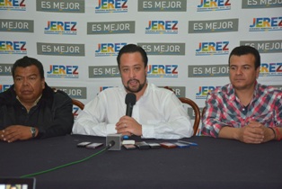 INCENTIVARÁN A POLICÍAS PARA QUE BRINDEN UN MEJOR SERVICIO