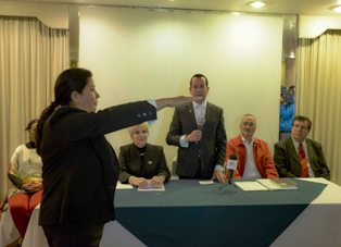 Toma Medrano Quezada protesta de Ley a nueva Directora del DIF Municipal