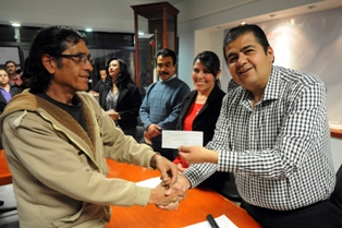 ENTREGA ALCALDE ESTÍMULOS A INSTRUCTORES DE HÁBITAT