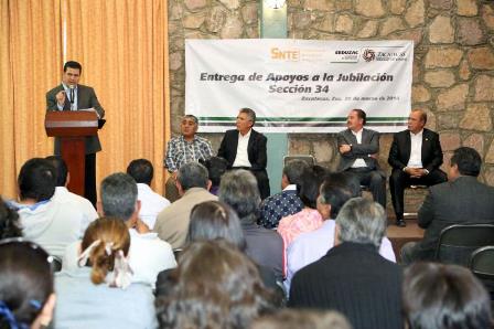 ENTREGA MAR ESTÍMULOS POR 21 MDP A MAESTROS JUBILADOS DE LA SECCIÓN 34 DEL SNTE
