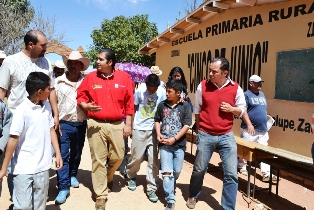 REITERA ALCALDE ACCIONES DE DESARROLLO JUSTO Y EQUITATIVO PARA ZONA RURAL