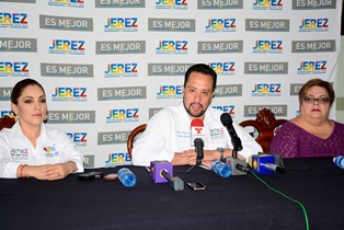 DAN LA BIENVENIDA EN JEREZ A LA PRIMAVERA