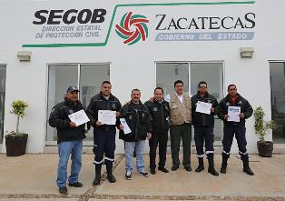 RECIBEN BOMBEROS ZACATECANOS CERTIFICACIÓN EN MANEJO DE EMERGENCIAS