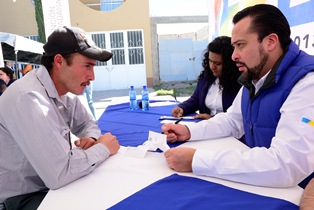ENTREGAN PREMIOS DE LA CAMPAÑA EN FRESNILLO NOS MUEVE EL COMERCIO