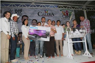 DESTAPAN A CANDIDARTAS A REYNA EN REDES SOCIALES