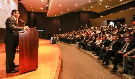 RECONOCE GOBERNADOR ESFUERZO DE MADRES TRABAJADORAS DEL ESTADO