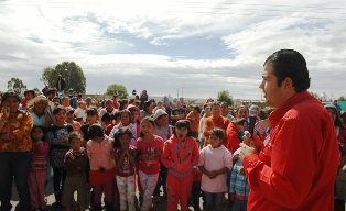 DETIENE POLICÍA MUNICIPAL A PRESUNTOS RESPONSABLES DE DAÑOS EN OBRAS DE LA TOMA EN ESCENA