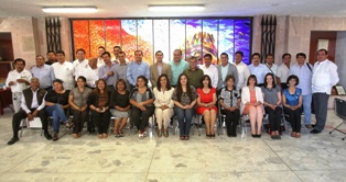 ENTREGAN PROGRAMA SUMANDO A LOS ABUELOS A 470 ADULTOS MAYORES