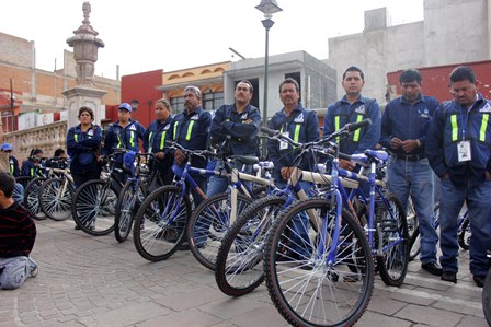 ALCALDE RECONOCE AL JEREZANO GANADOR DEL CAMPEONATO ESTATAL DE CHARRERÍA