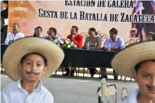 CON HUMOR E HISTORIA,   CONMEMORA PRIMARIA PEDRO VÉLEZ CENTENARIO DE LA BATALLA