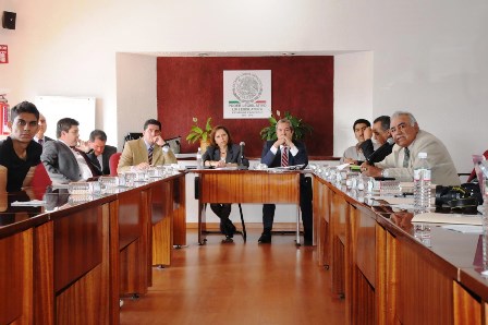 COMPARECE SECRETARIA DE ECONOMÍA ANTE COMISIONES