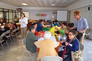 IMPARTEN TALLER DE PREVENCIÓN Y ATENCIÓN A ADULTOS MAYORES