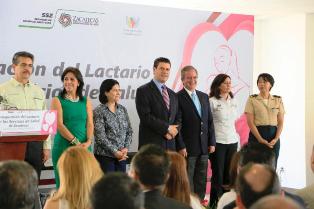 INAUGURA GOBERNADOR PRIMER LACTARIO DE LOS SSZ