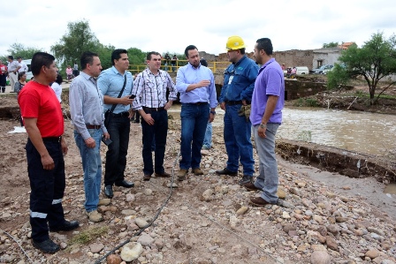 SUPERVISA PRESIDENTE MUNICIPAL APOYO A ZONAS AFECTADAS POR LLUVIA