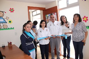 INAUGURAN AUTORIDADES DEL SEDIF NUEVA AULA DE PEDAGOGÍA EN CASA CUNA PLÁCIDO DOMINGO