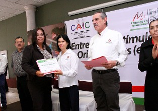 RECONOCE SEDIF TRABAJO DE ORIENTADORES DE CENTROS DE ASISTENCIA INFANTIL COMUNITARIOS