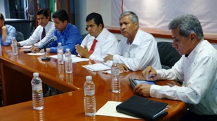 DEVELACIÓN DE LA ESCULTURA “LUCHA DE UN PUEBLO”.