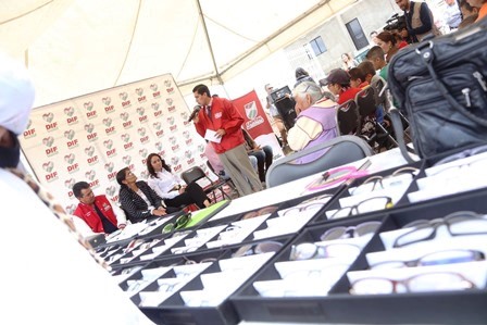 ENCABEZA CARLOS PEÑA SEGUNDA FERIA DE LA SALUD EN BOQUILLAS