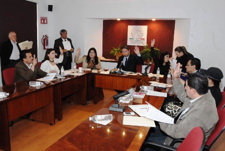 PRESENTAN DOS NUEVAS  INICIATIVAS ANTE LA COMISIÓN PERMANENTE