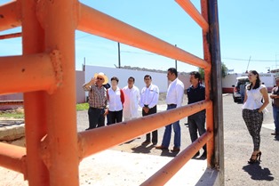 SUPERVISA CARLOS PEÑA TRABAJOS DE REHABILITACIÓN EN RASTRO MUNICIPAL