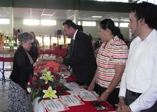 CLAUSURAN TALLERES DEL DIF Y CENTRO CULTURAL