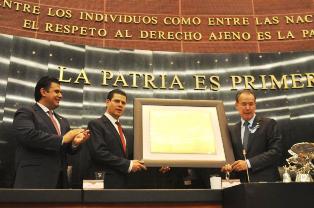 ENTREGA BMQ LENTES A NIÑOS CON CAPACIDADES ESPECIALES
