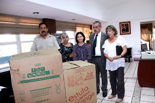 DONA SEDIF ELECTRODOMÉSTICOS A FAMILIA VÍCTIMA DE ROBO