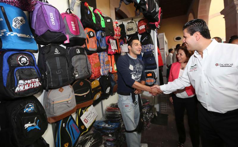 INAUGURA MAR FERIA ESCOLAR 2014