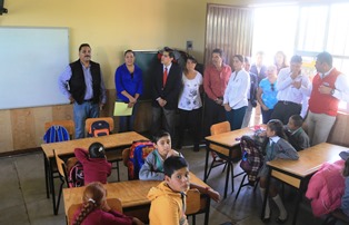 INICIA CARLOS PEÑA CICLO ESCOLAR EN ESCUELAS RURALES DE EL MOLINO