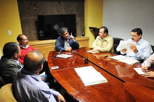 PRESIDE CARLOS PEÑA REUNIÓN DE AGOSTO CON DELEGADOS MUNICIPALES