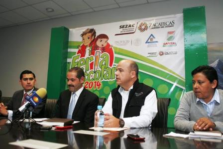 ANUNCIAN AUTORIDADES FERIA ESCOLAR 2014