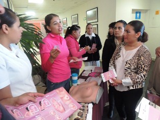 REALIZA SEFIN FERIA DE LA SALUD 2014