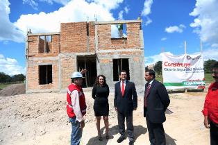 ENTREGA MAR OBRAS EN MONTE ESCOBEDO QUE SUMAN 18 MDP EN 2014