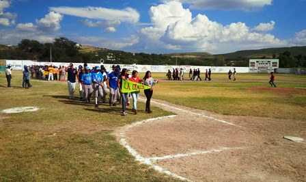 ARRANCA TORNEO DE BÉISBOL EN JEREZ