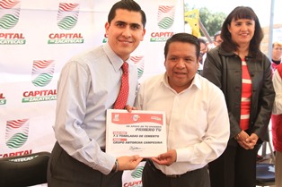 ENTREGA CARLOS PEÑA APOYOS PARA VIVIENDA A ANTORCHA CAMPESINA