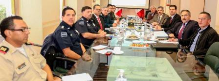 ORDENA GOBERNADOR OPERATIVO ESPECIAL DURANTE TRANSICIÓN DE LA DEPURACIÓN POLICIAL