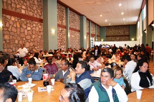 REFRENDA GODEZAC APOYO AL GREMIO DE TAXISTAS