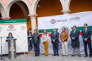 INVITAN A LA CIUDADANÍA AL ENCENDIDO DEL “ÁRBOL DE LOS DESEOS”