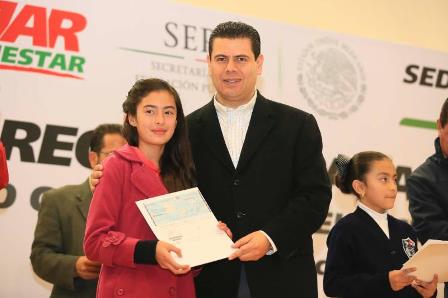 ENTREGA MAR 361 MDP EN APOYOS A LA EDUCACIÓN