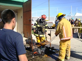 SE INCENDIA HUMILDE VIVIENDA