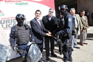 ARRASAN LOS CADETES DE LINARES EN LA FERIA DE CALERA