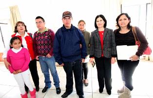 APOYA SEDIF A NIÑOS Y JÓVENES CON PROBLEMAS VISUALES PARA SU ATENCIÓN EN EL HOSPITAL APEC