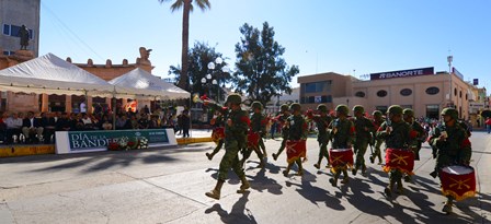 ACUDE GDH AL DESFILE CONMEMORATIVO DEL DÍA DE LA BANDERA