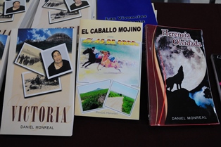 PRESENTAN LIBRO “VICTORIA” DE DANIEL MONREAL