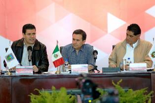 ENTREGAN NOMBRAMIENTOS DE COMITÉS DE PARTICIPACIÓN SOCIAL