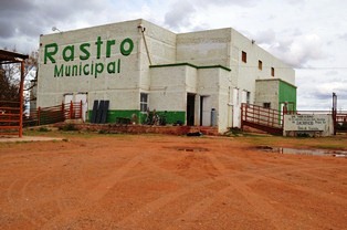 ADECÚAN EQUIPO Y ESPACIOS EN EL RASTRO MUNICIPAL