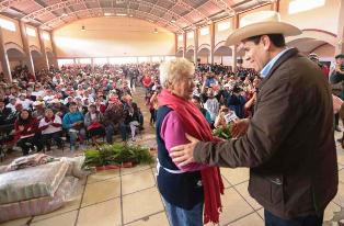 ACUDE GDH A PRESENTACIÓN DE LIBRO DE PEDRO DE LEÓN MOJARRO