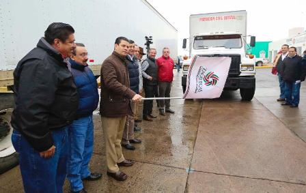 DA MAR BANDERAZO DE SALIDA A CAMIONES CON APOYOS A MUNICIPIOS AFECTADOS POR FRÍO Y LLUVIAS